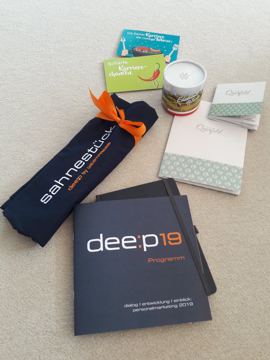 LisaJulieAdler's tweet photo. Tausend DANK an @westpress_de für die grandiose #deep19! Ich bin nicht nur um ein paar zauberhafte Präsente reicher (dafür auch ein ❤liches Dankeschön an @HRblogger_Alex und Familie Querfeld), sondern durfte tolle Impulse aus den Vorträgen und vielen Gesprächen mitnehmen. https://t.co/t9BwZpc6W3