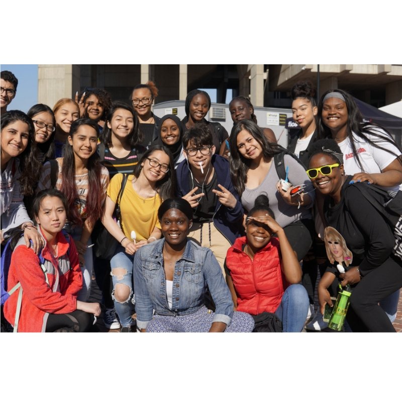 TheLEAHProj's tweet photo. LEAH Mentors finished up the school year with a celebratory trip to the Scooperbowl for all you can eat ice cream!!! #leahproject https://t.co/KtIw51FVoK