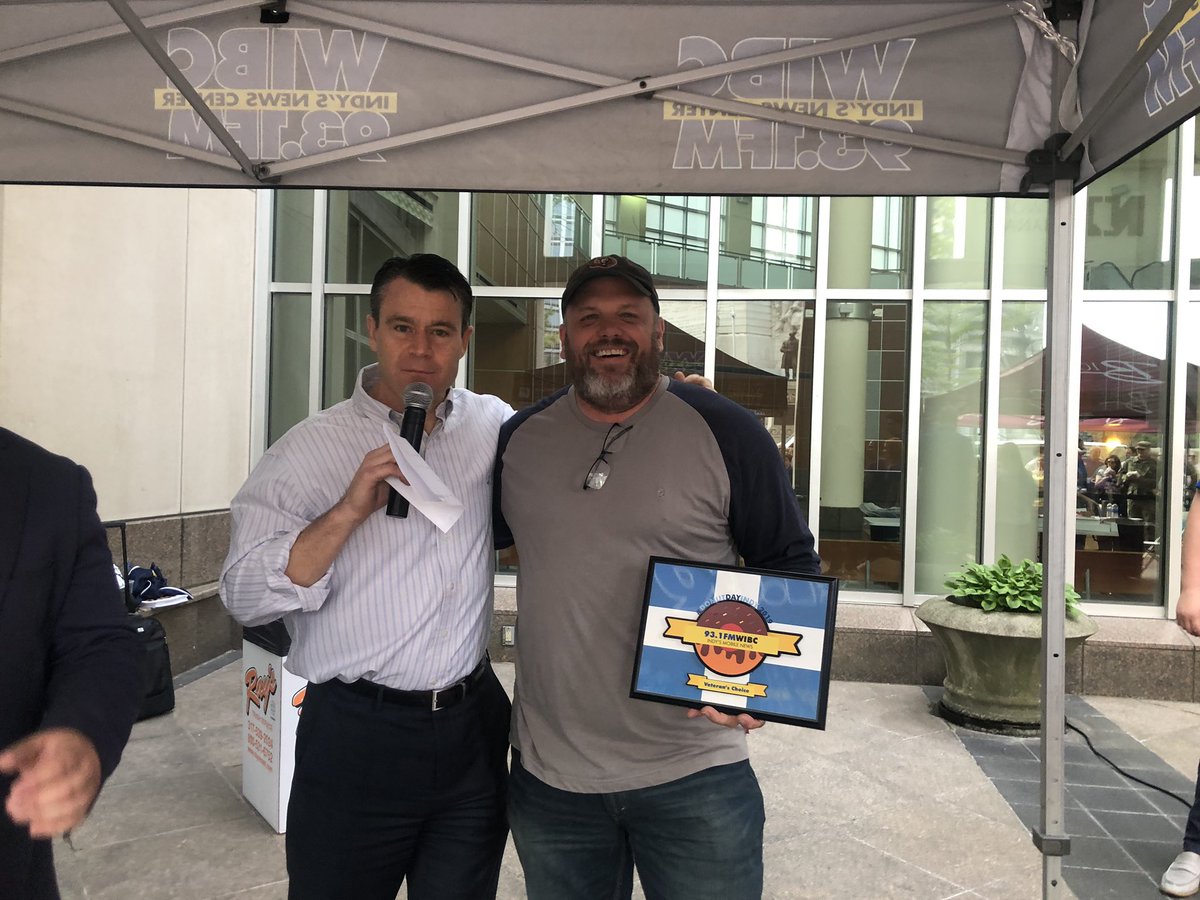 SAIndiana's tweet photo. Congrats on the win Rebellion Donuts! #DonutDayIndy #VetsChoice @ToddYoungIN @tonykatz https://t.co/EzkKmuzbXk
