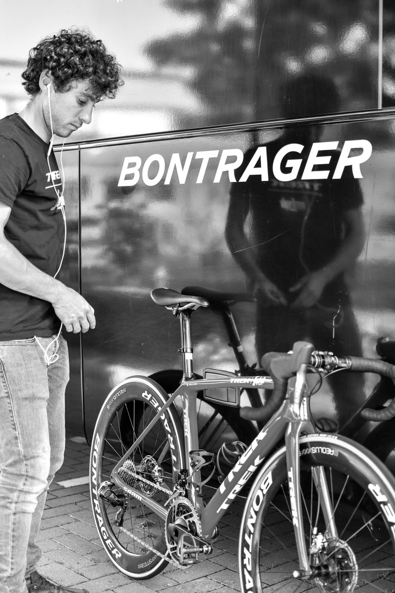 #HammerLimburg
The climb is the first race of the 3 days and is starting in ~10mins.
Earlier <a href="/FabioFelline/">Fabio Felline</a> was making sure his Émonda is ready to go!