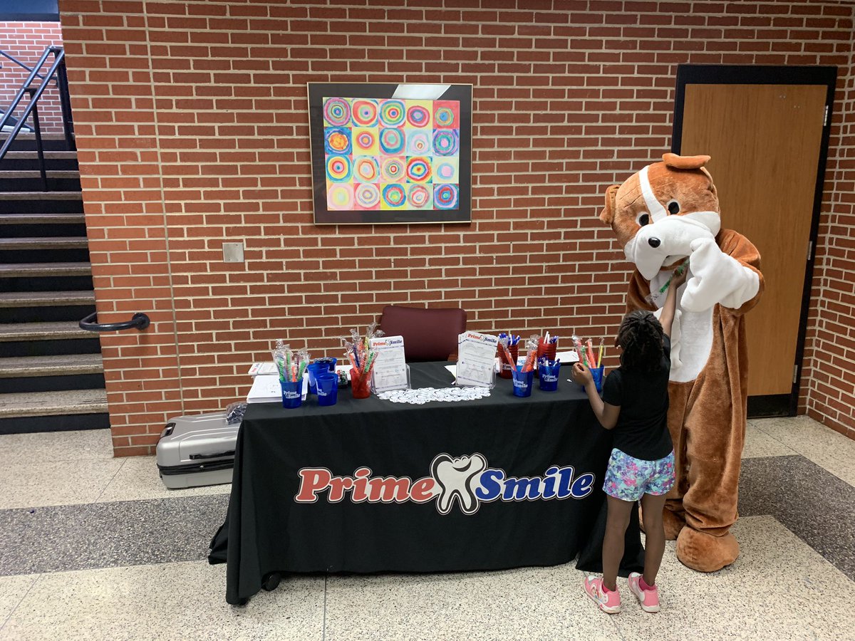 Prime Smile tweet media