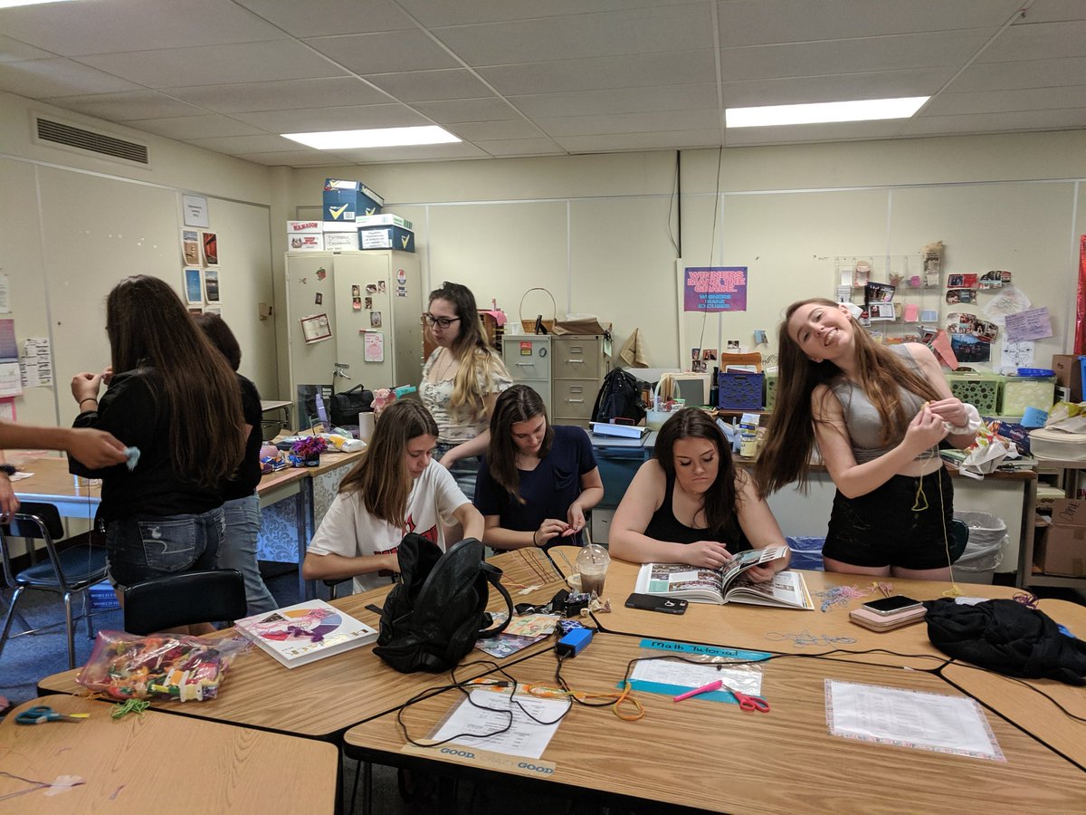 HHS Class Day tweet media
