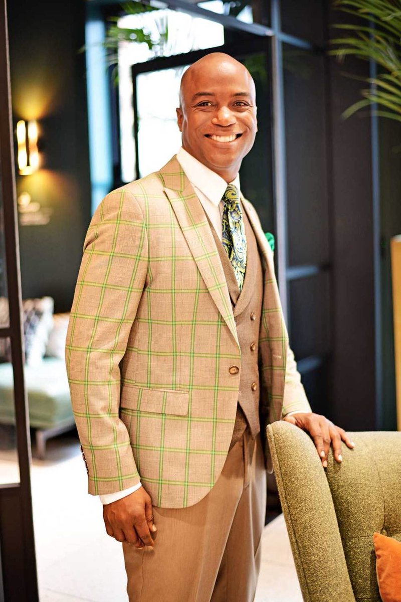 Tayion's tweet photo. #FridayFashionNote: The way we dress affects the way we THINK, the way we FEEL, the way we ACT, and the way others REACT to us. Dress your BEST. #SuitUp with #Tayion! #GetUpGetDressedGetInvolved
.
.
Shop #TayionFashionSuits.com https://t.co/8wq3pcOArr