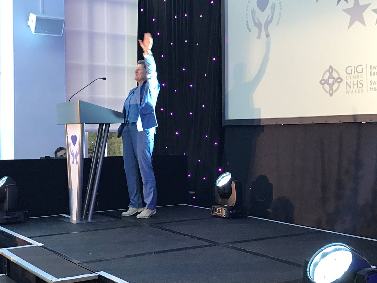 Tracy_Myhill's tweet photo. Hands up if you had a great time at @SBUHB_Awards last night celebrating our wonderful @SwanseabayNHS people! A massive thanks goes to our Staff Experience Team for their incredible work behind the scenes for months and months. Thank you! 👏🏻 #ChaimansVIP2019 #TeamSwanBay https://t.co/zp02cQ7zQj