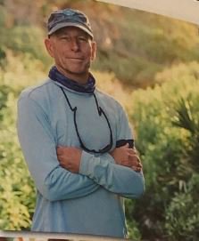 AlumniFLTech's tweet image. #FloridaTech alum Dr. Duane De Freese has dedicated his life to protecting Florida's waterways. Beachside Living's June issue has a wonderful feature on @ddocean. If you see this "ordinary guy who fell in love with the ocean" tell him how much #PantherPride he instills in us all.