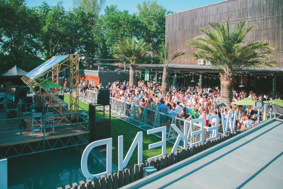 Toutes les photos de ces 3 jours de folie au Festival Le <a href="/WEcuriosites/">Weekend Curiosités</a> sont disponibles sur notre page Facebook ! 
A l'année prochaine 😍