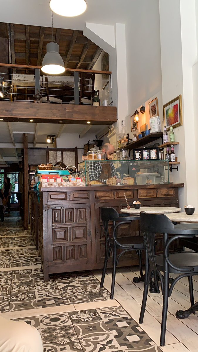 JimWLondon's tweet photo. @PrimosDeOrigen an amazing location and amazing #Coffee #espresso https://t.co/dPhGavIy37