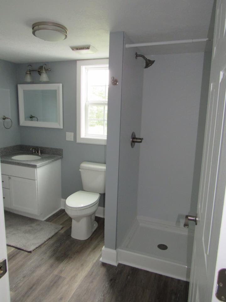 keithrealty1's tweet photo. New listing!! 1455 River Road, Spencer for $187,500. Very nice older home, completely remodeled on 2.36 acres with 4 bedrooms and 2 1/2 baths. New appliances in kitchen, new cabinets, new counter top and sink, new carpet and laminate flooring throughout home &amp; updated electrical. https://t.co/AHr8LchHTJ