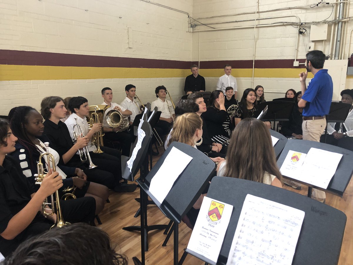ScotlandBands's tweet photo. Our graduation ensemble performing for the Shaw Academy Graduation Ceremony! Congratulations Shaw Class of 2019! https://t.co/SnYb68kyHR