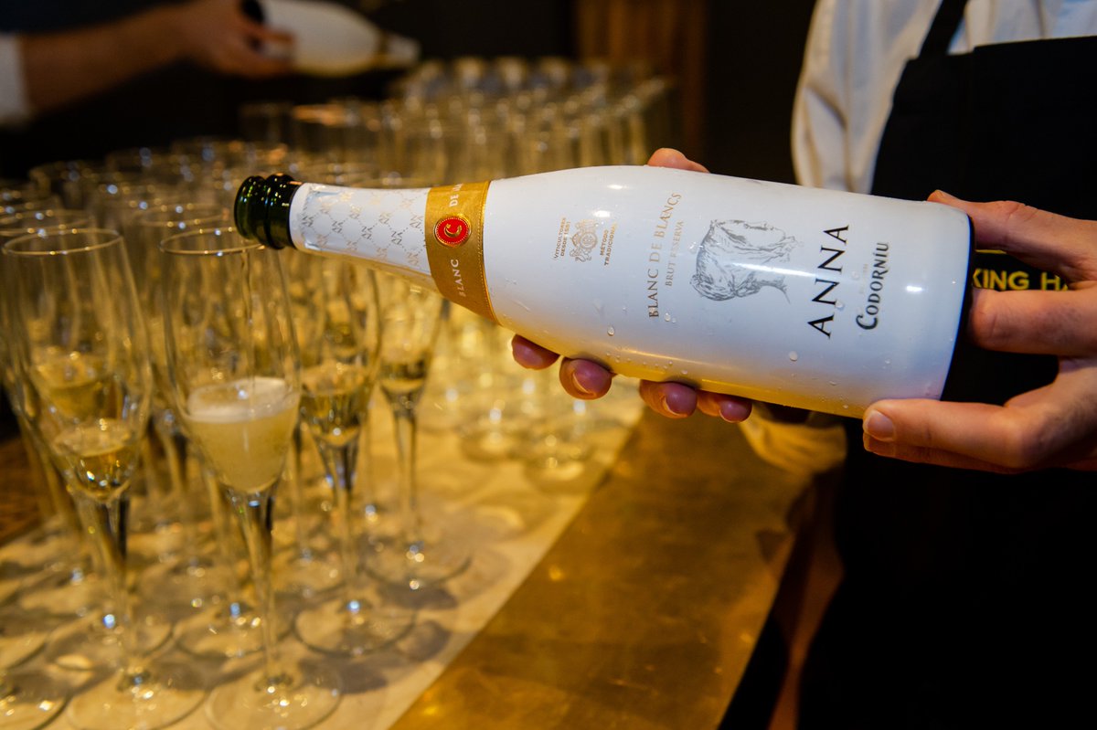 Spanish Chamber in the UK (@spainchamberuk) on Twitter photo We would like to express our gratitude to our Patron <a href="/CodorniuUK/">Codorniu UK</a> for sponsoring our Annual General Meeting that is coming up soon! Have you registered yet? bit.ly/2ItzkE0 We would like to express our gratitude to our Patron <a href="/CodorniuUK/">Codorniu UK</a> for sponsoring our Annual General Meeting that is coming up soon! Have you registered yet? bit.ly/2ItzkE0