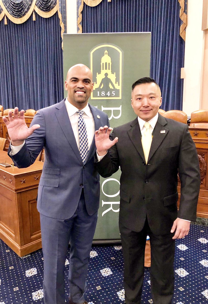 kimchibaylor's tweet photo. With @RepColinAllred civil rights attorney, Tennessee Titan &amp; Baylor Bear linebacker #SicEm https://t.co/SrFX8N14eh