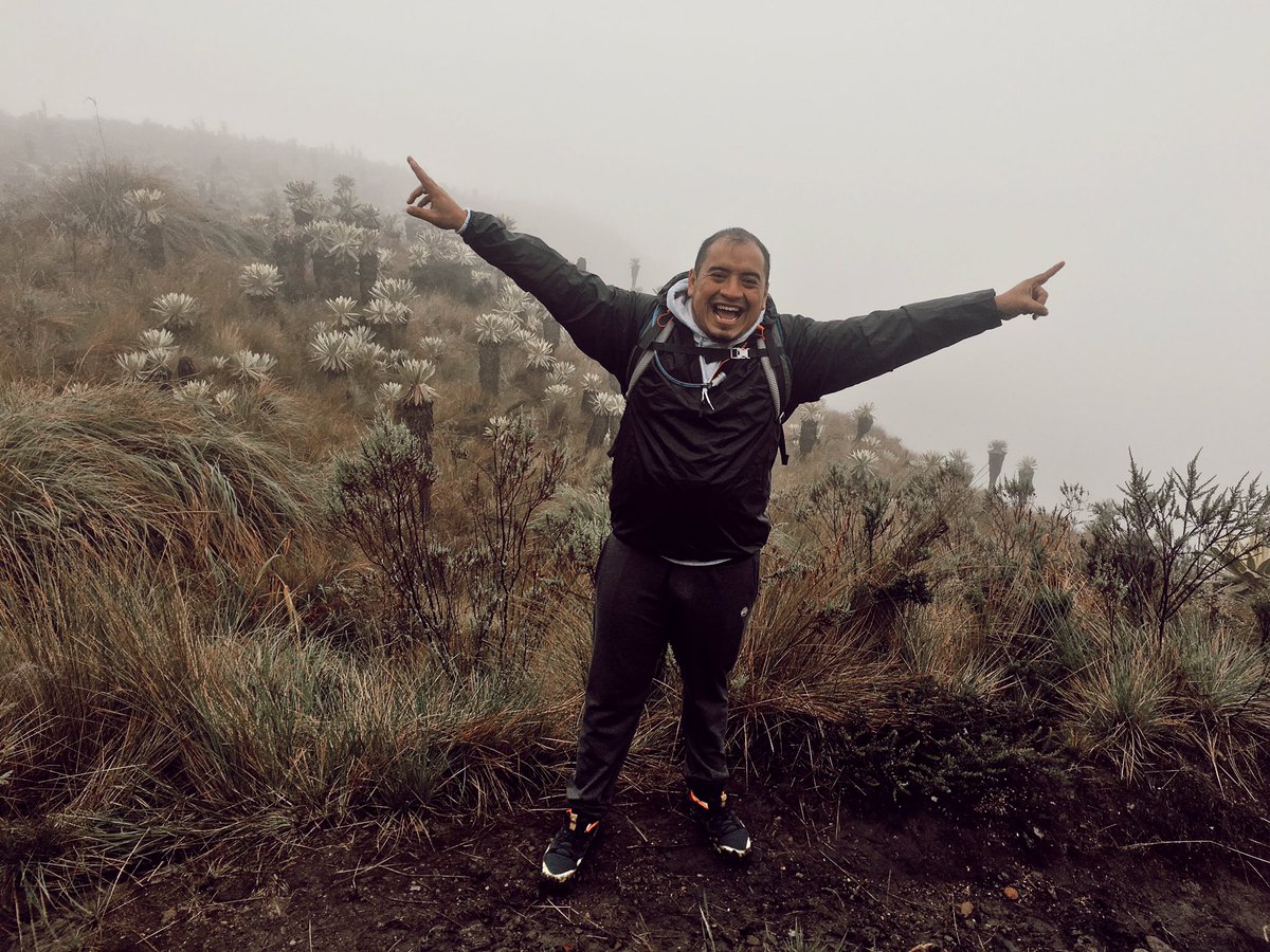 JohnLopezBe's tweet photo. El Volcán Cumbal es la cumbre más alta de Nariño con 4764 msnm. 

Es un privilegio caminar, conocer y asumir retos con @CamilasuarezN, una experiencia indescriptible. Te amo 

Llegamos a 4100msnm, la lluvia y los -6 ℃ no nos permitieron avanzar. 

Cumbal es un territorio mágico. https://t.co/SC0OLzMBig