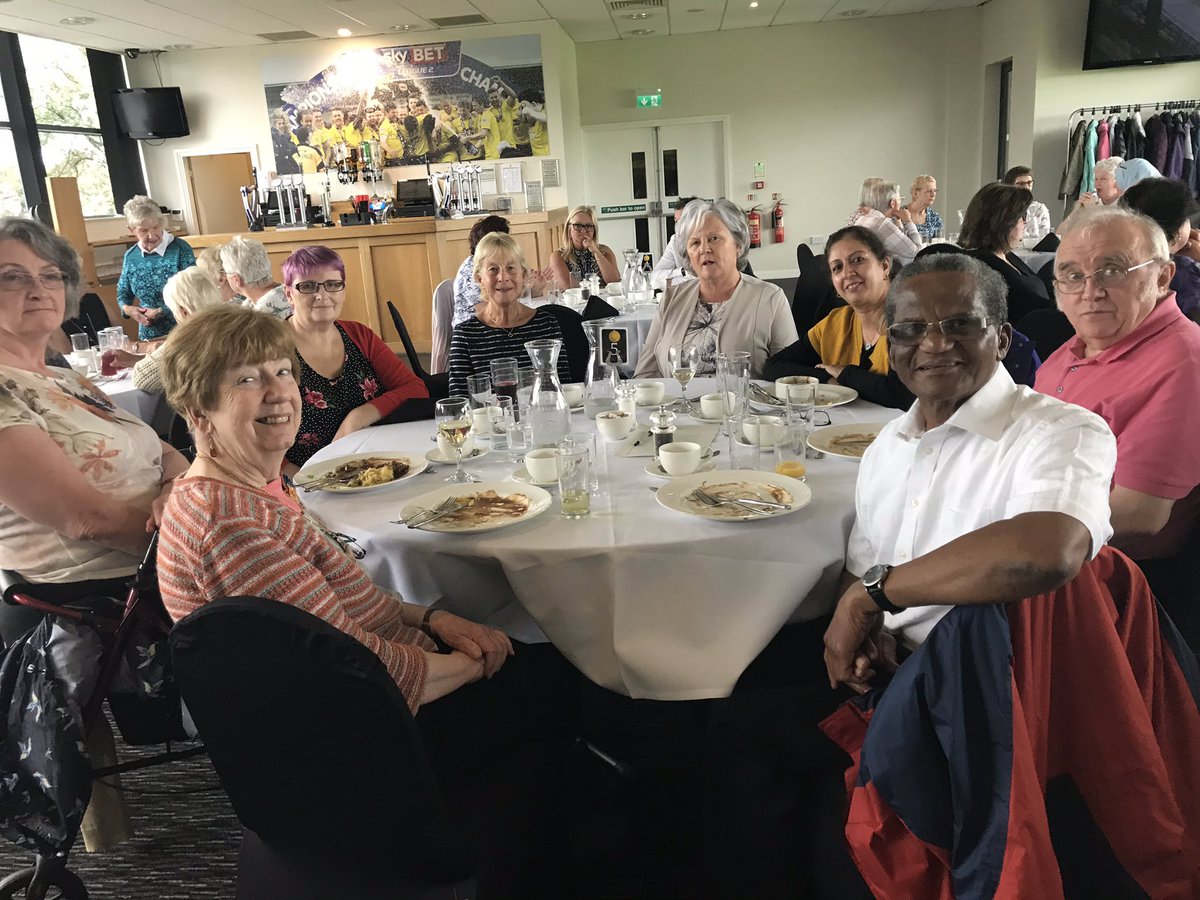 SimonPassam's tweet photo. Great way to end Volunteers week with the Volunteers week meal at Pirelli, for Queens and Samuel Johnson and Sir Robert Peel Volunteers. #VolunteerWeek2019 @UHDBTrust https://t.co/bbhROq2dVS