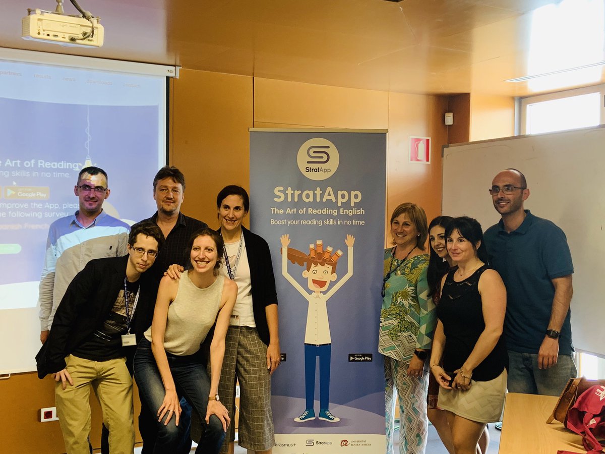 MarniLynne's tweet photo. The StrattApp Team @englishURV @MarGuCoP @argeturv @universitatURV #StratAppMultiplierEvent #StratApp #MobileLearning #MobileLanguageLearning https://t.co/2R9BlgVPus