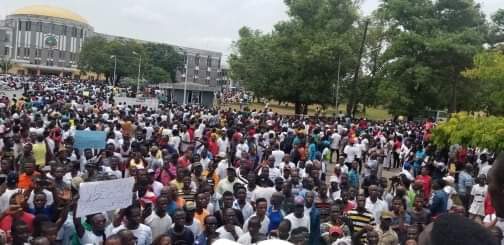 Anti government protesters have gathered on Capitol Hill in Monrovia to present petition to their government on numerous counts of corruption, constitutional violations, the declining Liberian economy abuse of power etcetera.