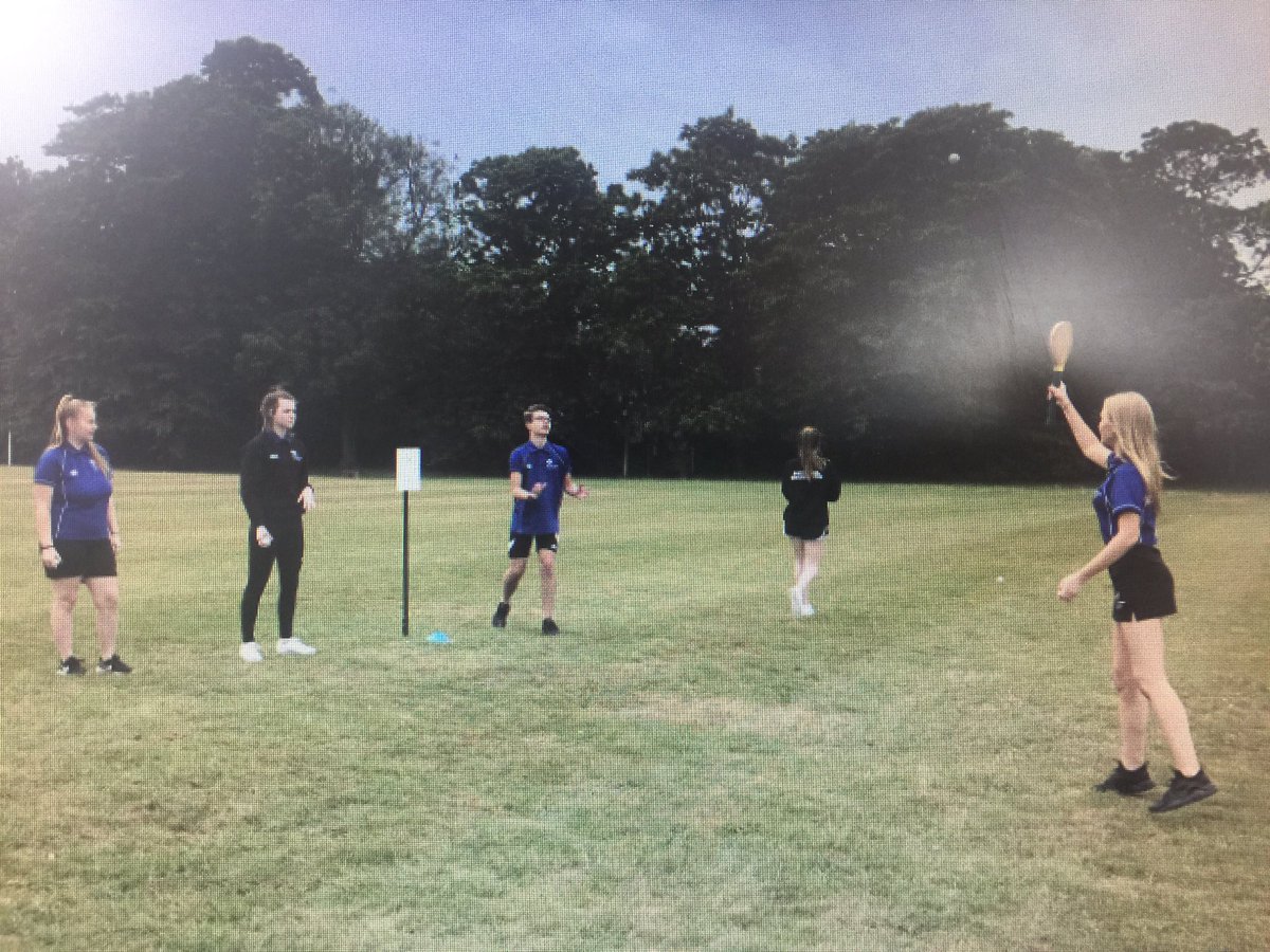 AngmeringSC's tweet photo. Thank you to Melissa Mantle @chiuni  for introducing SO many students to @Stoolball. 1,100 students from Kent, Sussex and Hampshire attended the Chi Uni Festival of Sport and had a go at our great game...loads of which now have contact details for their local club! #Stoolball https://t.co/I3NVXCo5NN