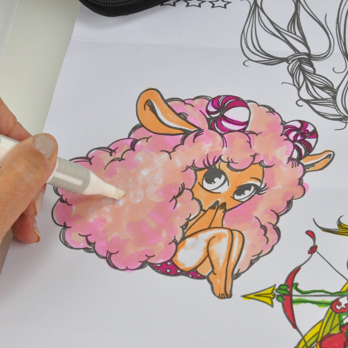 Colorona_art's tweet photo. Balance your color or add texture on your work with #Colorona #ColorlessBlender, place your orders now!
https://t.co/1A0gNRl4qr

#alcoholmarkers #ColoronaMarkers #artandcraftsupplies #coloronaartsupplies #coloronacraftsupplies #artandcrafts #ColoronaArt #instaart #instacraft https://t.co/SfAQiQpvSS