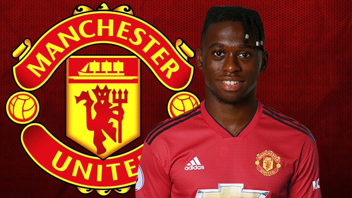 ColombiaFPC_GO's tweet photo. 🚨SIGUEN LAS NEGOCIACIONES🚨 
#MUFC no se rinde en fichar al lateral derecho Aaron Wan Bissaka 🏴󠁧󠁢󠁥󠁮󠁧󠁿. El Crystal Palace pide un precio astronómico de 65M€ 💵pero el United no subirá de 40M€. El jugador se quiere ir al club y parece posible que se vaya por ese precio. Les gusta?? https://t.co/3FMGJCGczL