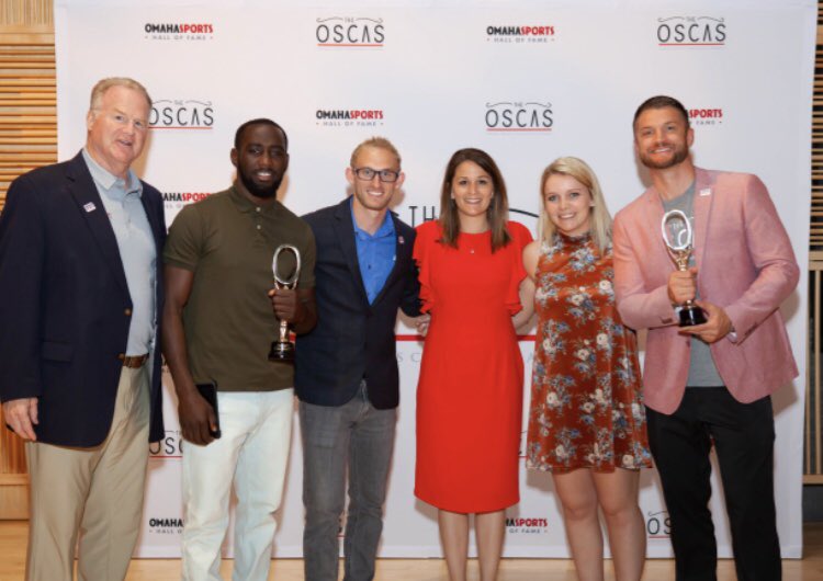 OmahaSportsGuy's tweet image. #OSCAS FBF Red Carpet kinda mood on this fine Friday...@Omaha_Sport