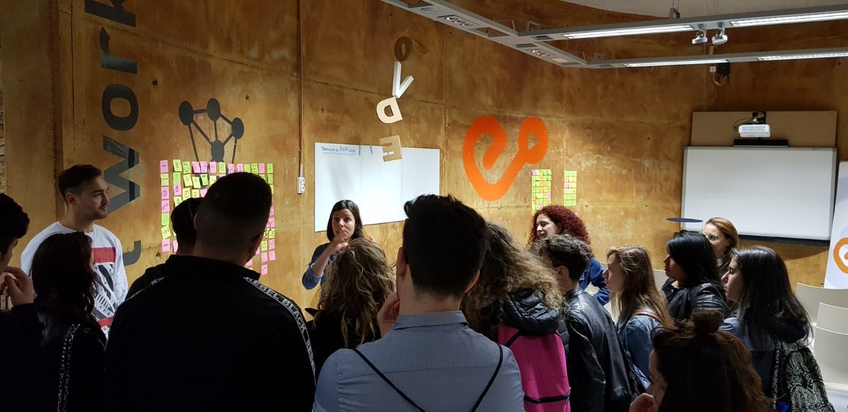 TaludEria's tweet photo. Hoy hemos recibido una visita desde Nápoles gracias a @MagentaCons  
🍝 Futur@s chefs, pasteler@s y hosteler@s que nos ha encantado recibir hoy en @OviedoEmprende 👏🏻 https://t.co/RzzVPOQR4K