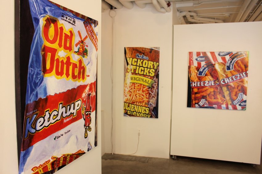jeffwilsongeo's tweet photo. A couple of shots of my "SuperFiller" pieces currently installed &amp; showing at the @KimotoGallery June Group Show!

#art #acrylicpainting #commercial #artgallery #gallery #representation #exhibition #realism #superfiller #JunkFoodAds #snack #snackfoods #Canada #Canadianart https://t.co/OhKEOkrV2R