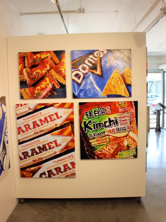jeffwilsongeo's tweet photo. A couple of shots of my "SuperFiller" pieces currently installed &amp; showing at the @KimotoGallery June Group Show!

#art #acrylicpainting #commercial #artgallery #gallery #representation #exhibition #realism #superfiller #JunkFoodAds #snack #snackfoods #Canada #Canadianart https://t.co/OhKEOkrV2R