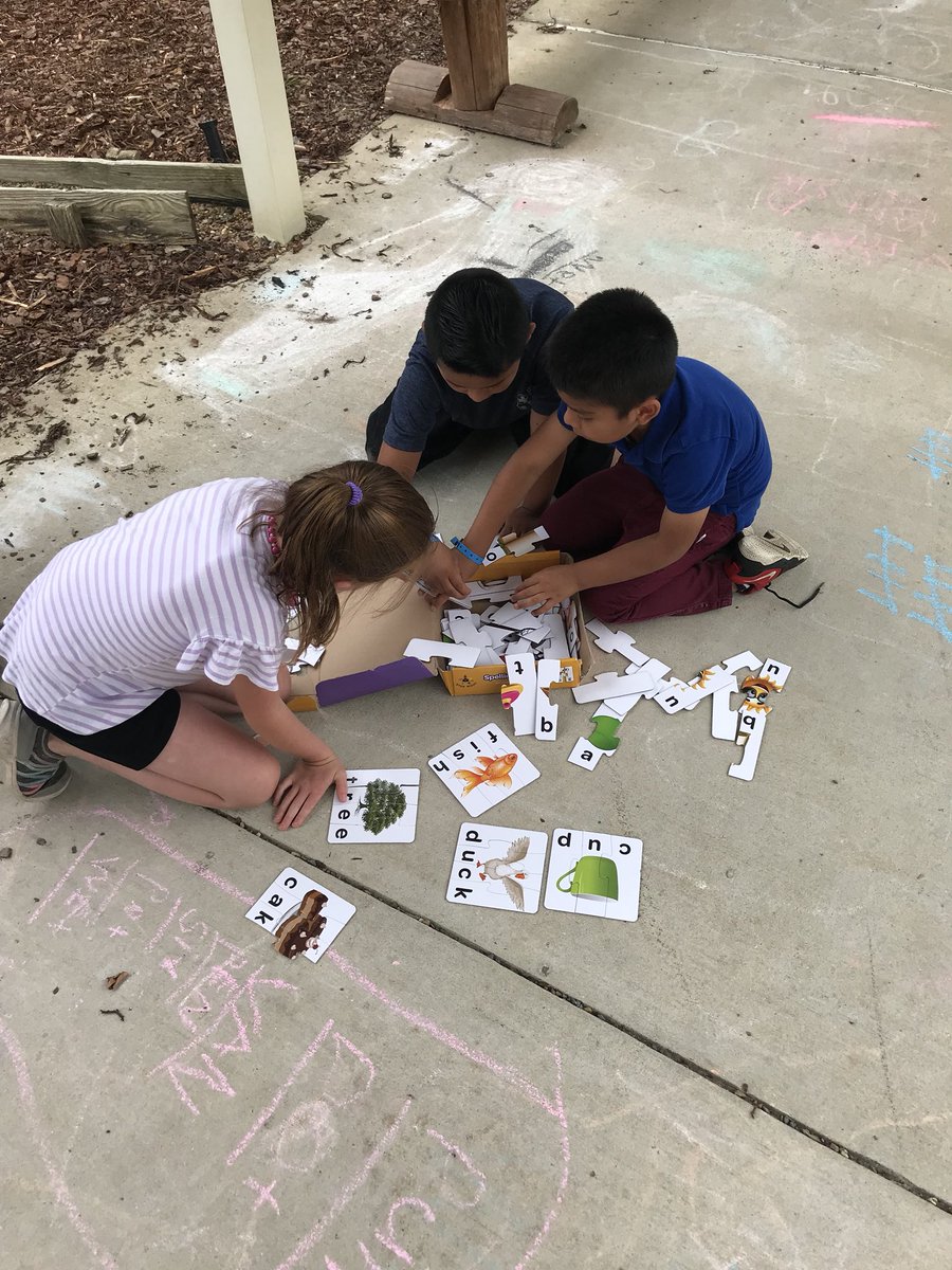 AdventureAcaAPS's tweet photo. Summer Bridge is in full swing! Lots of collaboration and team work this week. On Thursday, the kids voted on their favorite book from the week and “Z is for Moose” was the winner ( it’s my favorite too 😊)! @AvilleCityBOE https://t.co/yVrVvkHxYv