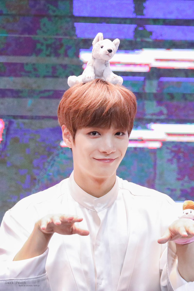 190608 HAPPY JR’s DAY🎉

사랑하는 종현이의 25번째 생일을 축하해🎂
행복만 주는 울갱얼쥐 언제나 함께 걸어요💙

#종현아_너의계절을_축하해
#HAPPY_25th_JRDAY
#뉴이스트 #NUEST #JR #김종현