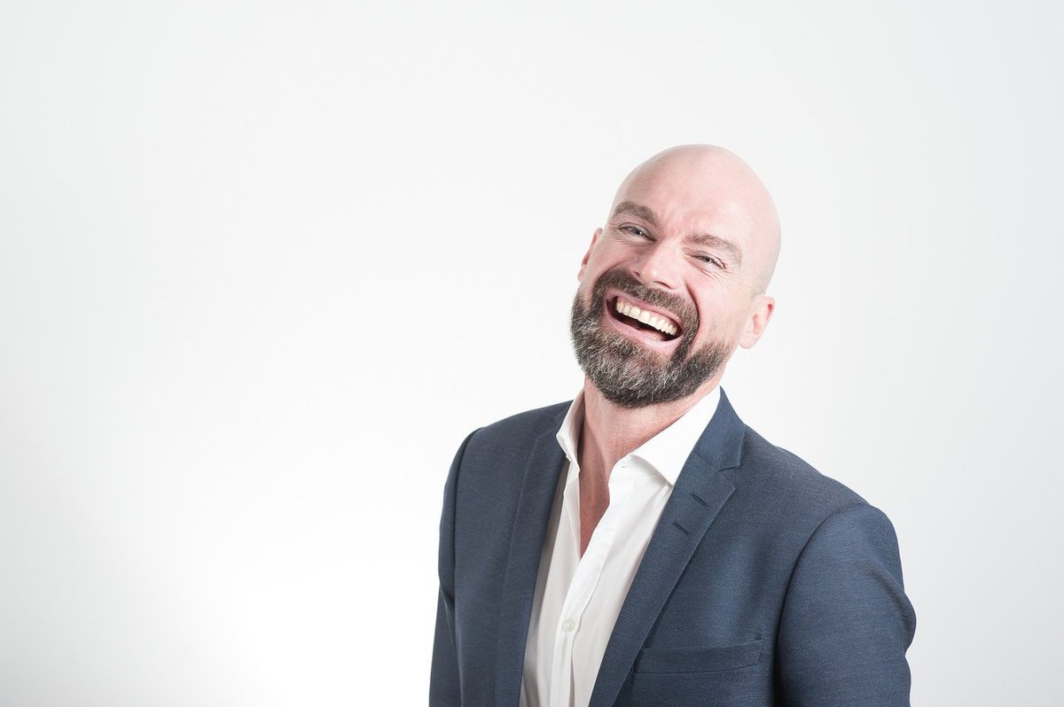 TheBestKCSmiles's tweet photo. My, what a beautiful smile you have! If you're in need of teeth whitening, bonding, and more, we offer a wide range of cosmetic dental services. Give us a call to schedule your appointment today! (816) 333-3711

#dental #thebestkcsmiles https://t.co/f4J9J4aRMH
