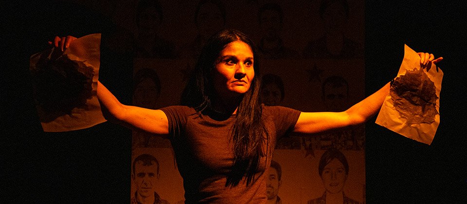 BlueprintMedea's tweet photo. 'To have such a profound effect highlights the power and importance of fringe theatre and writers like Pascal providing a voice for these voiceless females onstage.' - The Upcoming, ⭐⭐⭐⭐

Blueprint Medea | 21st May-8th June
Written and Directed by Julia Pascal
@finborough https://t.co/ymLTGEVk8T
