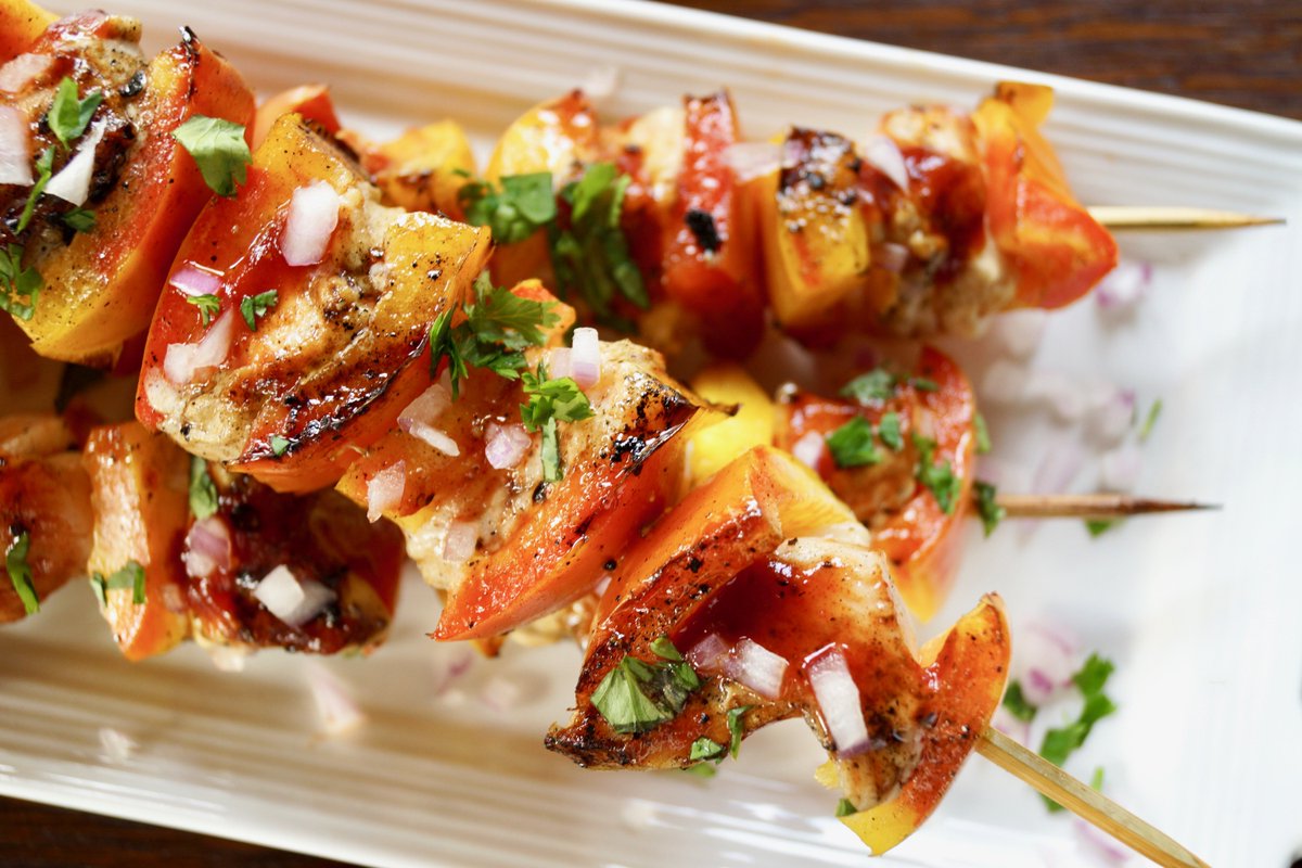 The BBQ season has begun! 🔥  Don't let yourself be blown away by a spring storm. 🌀 These delicious barbecue recipes can also be made in the kitchen. 👩‍🍳👨‍🍳

Enjoya - Filled with joy!

bit.ly/2IlUp5A 

#bbq #bellpepper #paprika #barbecue