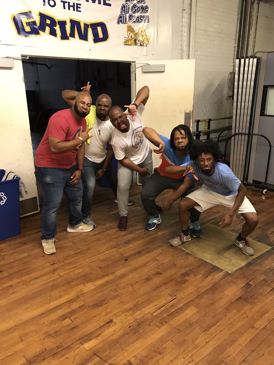 aijuswanafilm's tweet photo. @_rossthedreamer Spr. ‘13 IZ #6 #itsselfexplanatory https://t.co/miKZQEkBpm