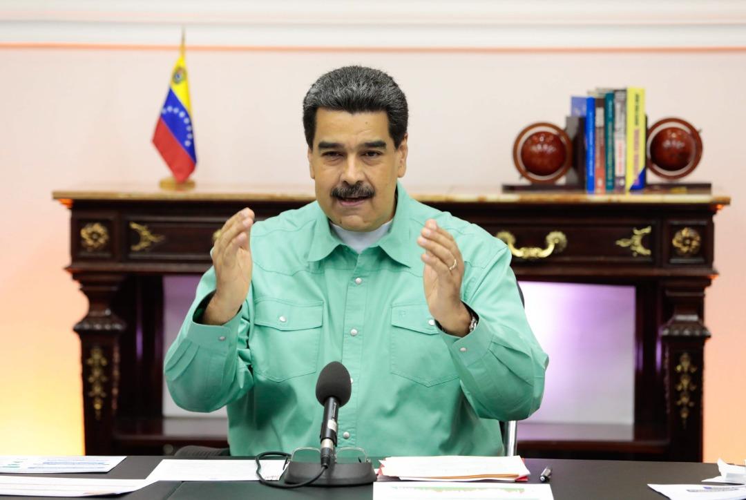 deyacool's tweet photo. Pdte @NicolasMaduro  "Existen 7 mil 124 puestos de vacunación, 560 áreas de salud integral y  se ha logrado alcanzar la cifra de 231 comunidades indígenas atendidas"  #VacunasParaElPueblo https://t.co/78F5oePW7J