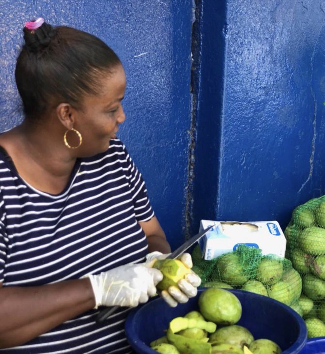 Quién quiere 🥭???
Como te gusta maduro en con sal, pimienta y vinagre???
#todossomoscolon 
#colonsurgira
