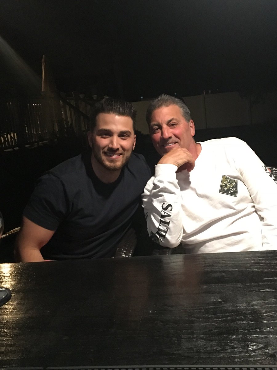 LaBrutto's tweet photo. Happy birthday to my pops and best friend @donlabrutto !! Thanks for everything you do and for teaching me everything I know including how to build a kick ass tiki bar!! ๐๐๐บ love you pops!!! #chefDon #DontheBuilder https://t.co/m09FdySRap