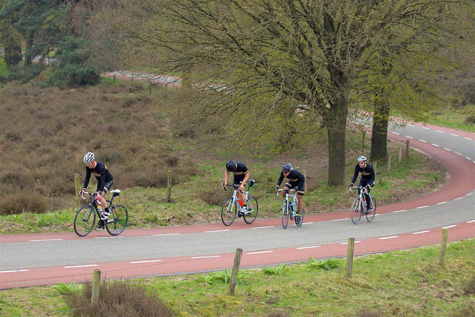 NTFU's tweet photo. LET OP! Toertochten die dit weekend over de #Posbank gaan, zoals de Omloop van de Graafschap of Deerns op de Fietse, worden dit weekend omgeleid i.v.m. de afsluiting van de Posbank. Doe dus een #routecheck vóór vertrek! https://t.co/08KCoza5aq