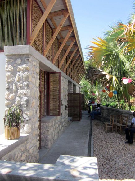 2NMPConcept's tweet image. Australia #HumanitarianArchitectureWeek explore disaster relief design strategies #EricCesal Director DisasterReconstruction #ArchitectureForHumanity #EstherCharlesworth director Masterdegreeprogramcurator
architectureau.com/articles/austr…
archinect.com/psuarchitectur…
interiordesign.net/articles/7139-…