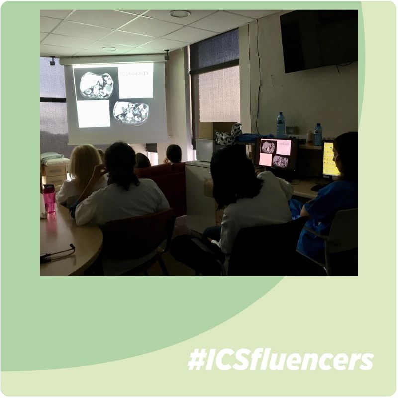 icscat's tweet photo. Avui acaba una setmana intensa seguint la @cheloalvarez00, a @vallhebron i a l'@esthermormarco a l'@hgermanstrias
Avui les dues s'acomiaden!
#S9EM #S9CA
Cada divendres se'ns fa difícil dir adéu a les #ICSfluencers però dilluns comencen 2+ https://t.co/fROLuF0o49