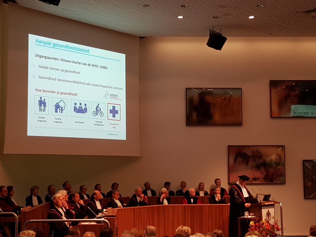 JansenJ1963's tweet photo. @GerardMolleman tijdens oratie #preventie en zorg bij @radboudumc : integrale aanpak preventief gezondheidsbeleid vraagt met name in lokale zorgveld extra inzet. @nhgnieuws @GGDGHORNL @Gezondin @GGDGelderlandZ https://t.co/AzXUL9X9Ul