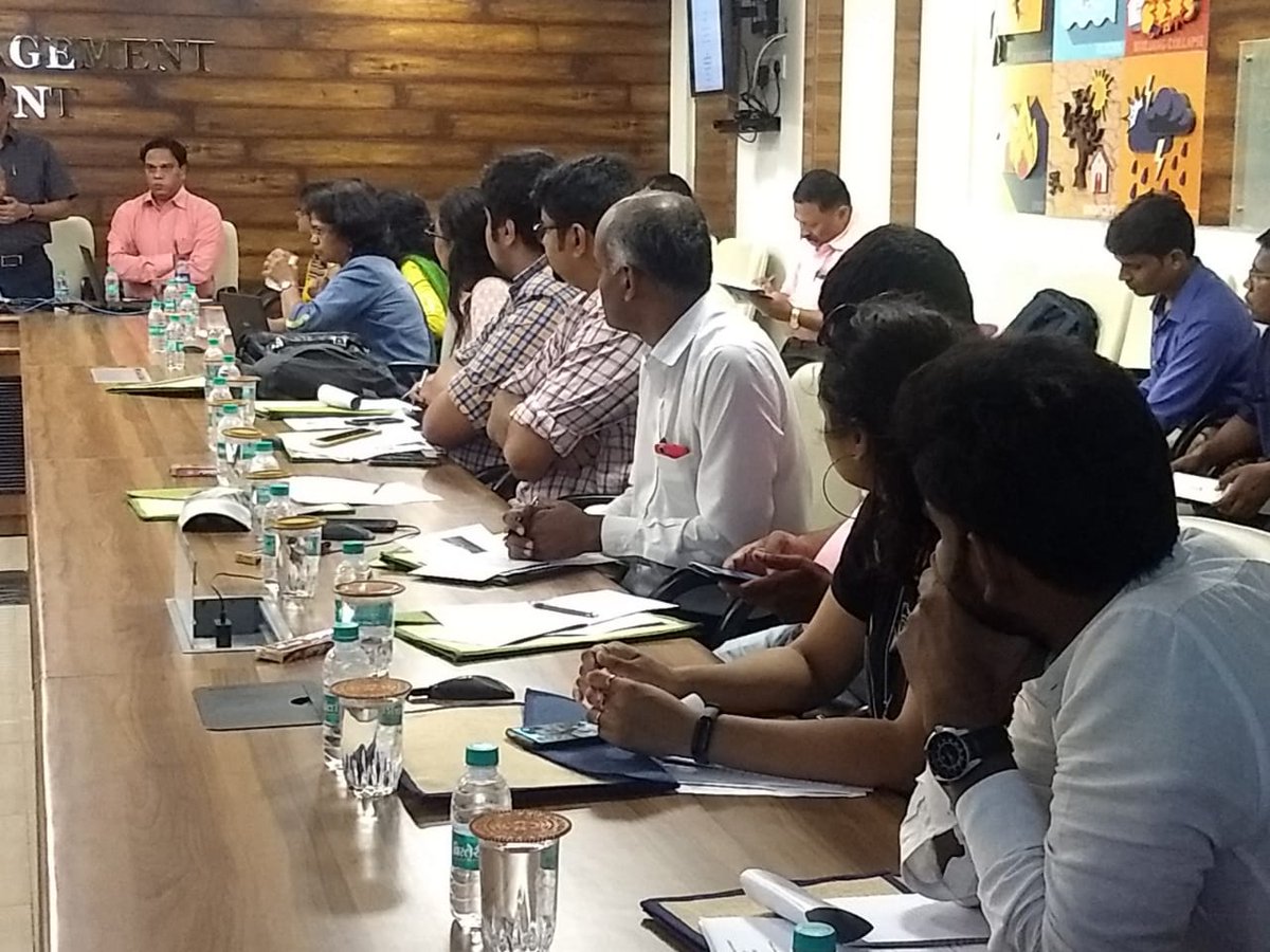 Hosalikar_KS's tweet photo. Today Media Awareness Workshop organised by IMD in Mumbai, jointly with MCGM. The response was tremendous and was very interactive. The latest plans of IMD, MoES were presented. Lot of questions, queries, requests were put forward by Media.
It was good learning for my team too. https://t.co/YZMpOsykES