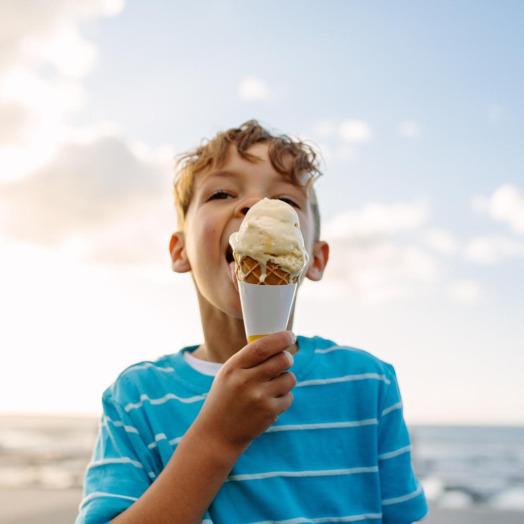 ☀️ A list of things to do when the temperature rises 🍉

1⃣ Wander around a cool museum 
2⃣ Head down to the coast 
3⃣ Shop yourself cooler 
4⃣ Have a water fight 
5⃣ Go to the movies​

Who's doing any of these this weekend?
Shop here for cooling 👉🏽❄ bit.ly/2Gi6uXk