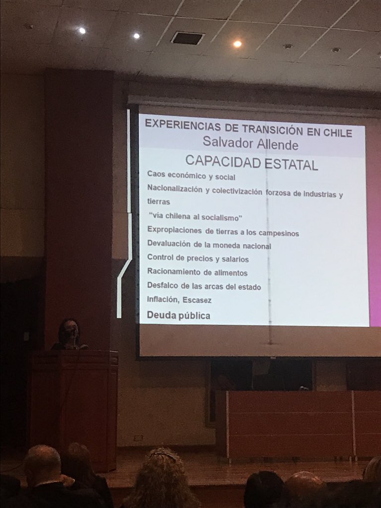 RedAivenUFT's tweet photo. Ponencia de Nelly Cuenca de Ramírez @RedAivenUFT @francomodo @RedcapitalAIVEN #UFT #SimposioJusticiaTransicional https://t.co/JcP4lTLZxD