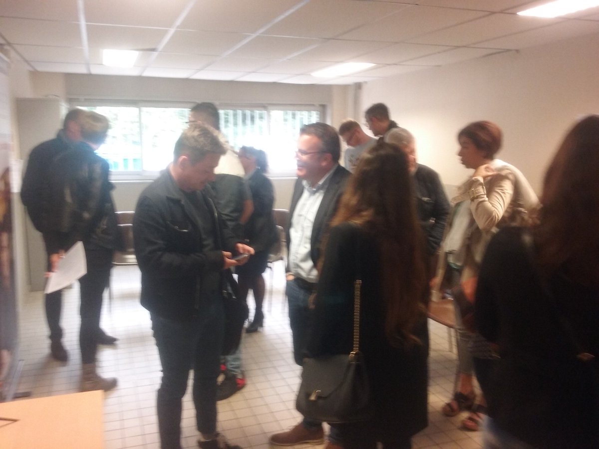 MBESTELLE10's tweet photo. #AvecPoleemploi aujourd'hui remise des diplômes tp agent de fabrication industriel #sofip #Compétences 🔝🔝🔝 #recrutements ,partenariat gagnant #région #poleemploi #département @RIFFARDCAROLINE @SullivanHottin @ThierryDanhiez @KW_poleemploi @BAYASAIDI @BenrachedH https://t.co/Ww7coA1oVq