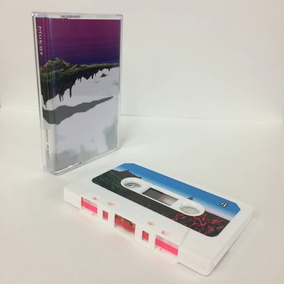 2 beautifully designed #cassettes hitting the shelves tmrw! 🏙 Some of the best #vaporwave that's come thru in a while 🗻 Mem Aleph by Mukqs out on Jacktone Records in Detroit #acid #house // Post Medium by Otherm out on Holloway Tapes in Philadelphia #darkwave #ambientpop 🌈