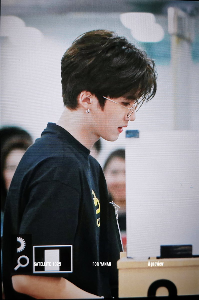 19961025net's tweet photo. 190607 GMP

#펜타곤 #옌안 #PENTAGON #YANAN https://t.co/J5eV59BGC6