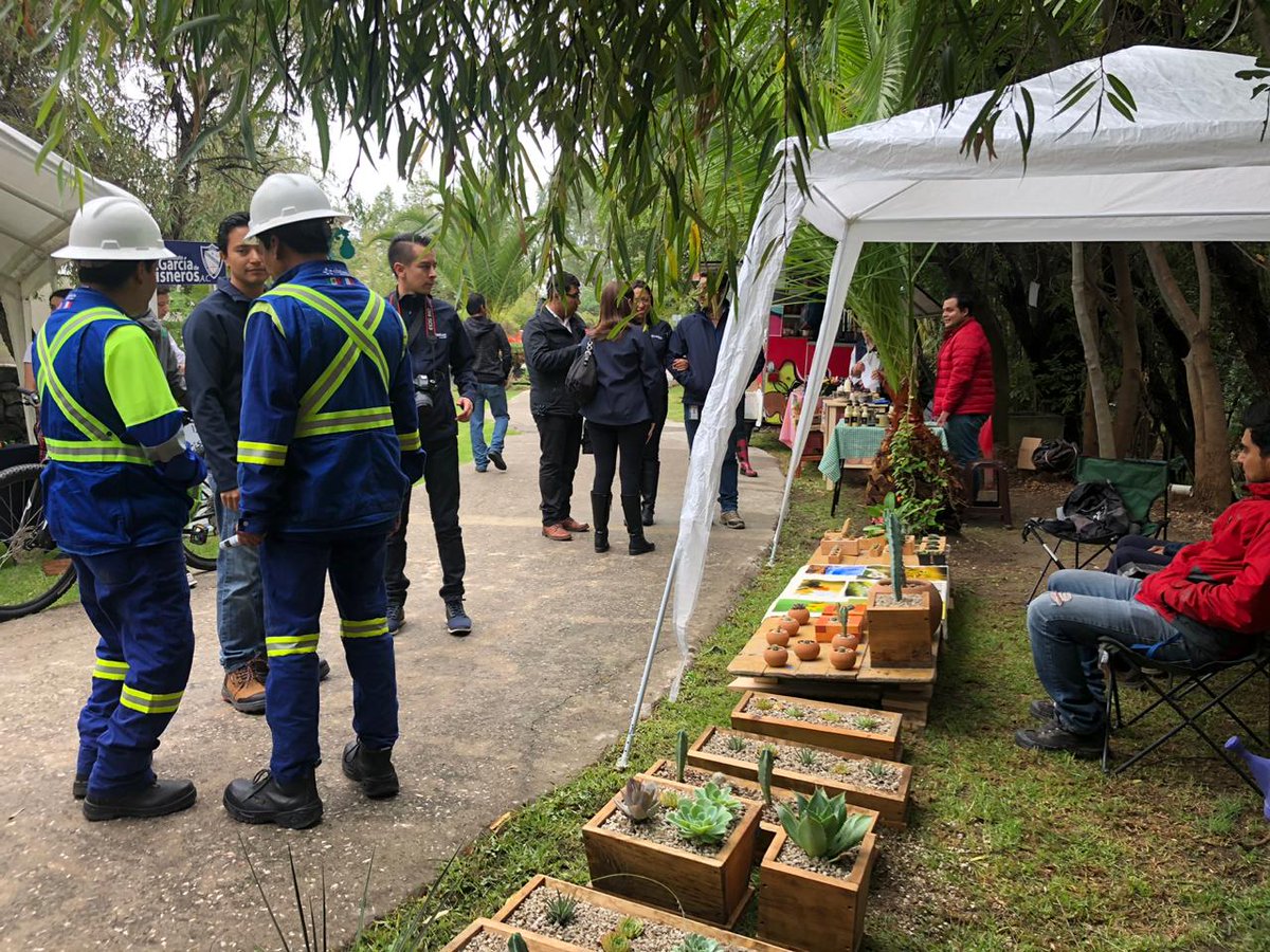 Asiste este fin de semana en familia a la #FeriaAmbientalPuebla en el Parque Metropolitano. 

Ponencias, reforestación, rodada ambiental, productores locales, expositores.