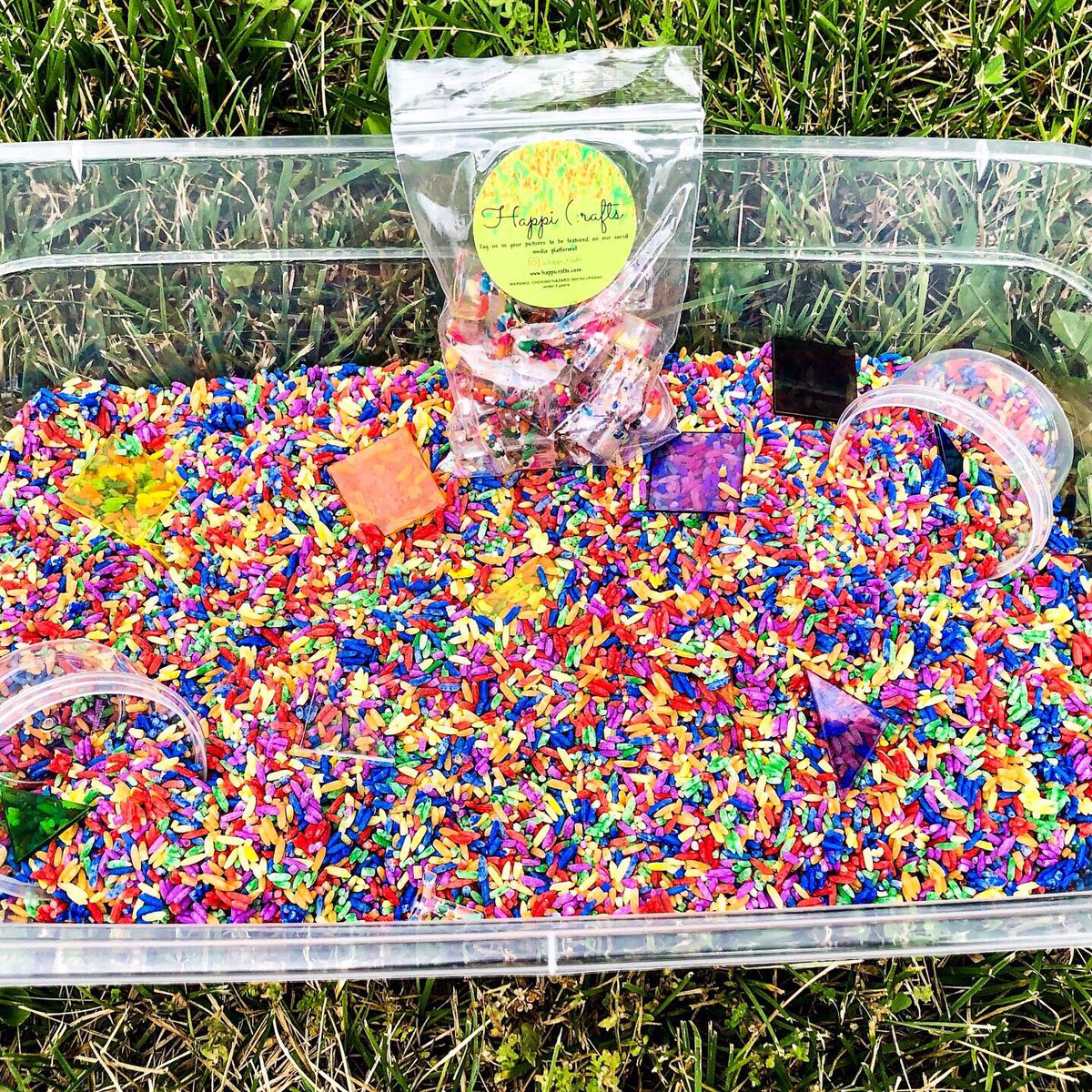 MsSarahLPS's tweet photo. Our 🌈 BIG NEWS🌈 is here!!! Pinch of PreK has decided to start selling sensory bins and activities for you to do with your little ones at home! Check out Facebook or Instagram to order. 

Find us on social media: pinchofprek https://t.co/IEQLssA4r9