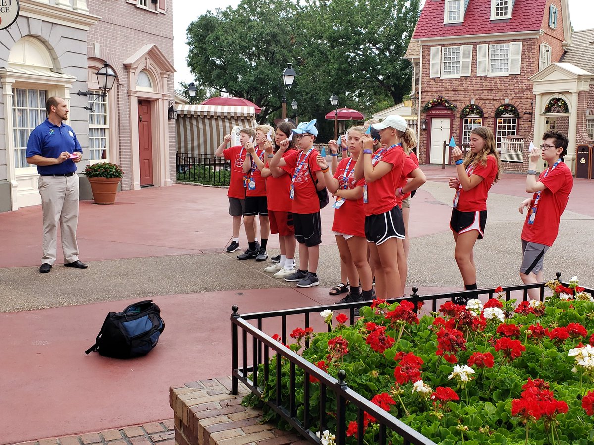 ProjectMickey's tweet photo. Last class of the trip 1/2 https://t.co/F7DeaVdSrT