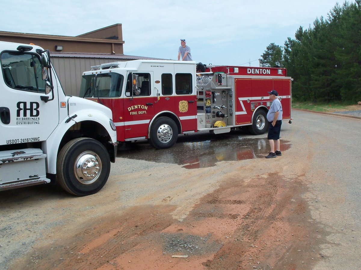 DCNCFMO's tweet photo. The Classic Restaurant project is coming together as the flush of the fire suppression system was conducted yesterday with the assistance of the Denton Fire Department. The tank for the system is 46 feet tall and holds 25,000 gallons of water. #DCNCFMO https://t.co/69QZdRK2rR