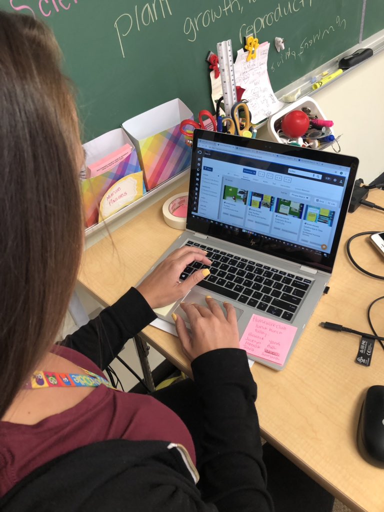Mrs_Braverman's tweet photo. Last PD for our @LoyolaET internship was a success! TY to @Ms_DaviesVFES @MsNicosiaVFES @MsDrasal_Art for learning about @DiscoveryEd #BoardBuilder with us! Ts even had a chance to find boards they could use in the classroom and create their own! #WeAreVincentFarm @mrswebster23 https://t.co/bTWfT6AymW